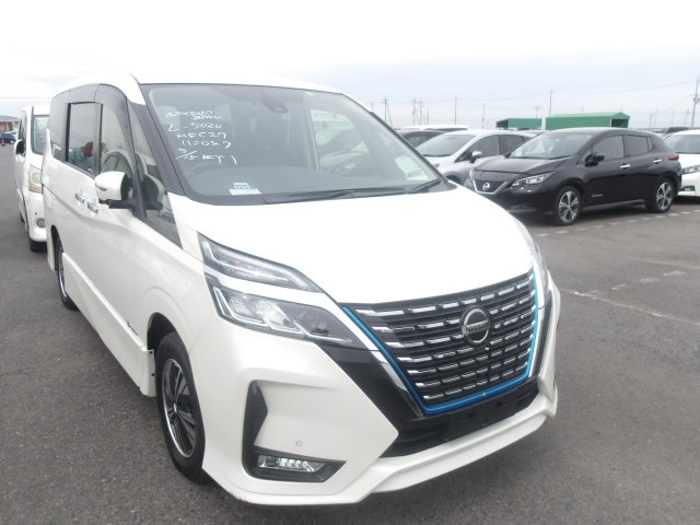 Nissan Serena Hybrid 2021