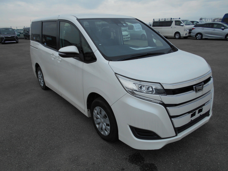 Toyota Noah 2020