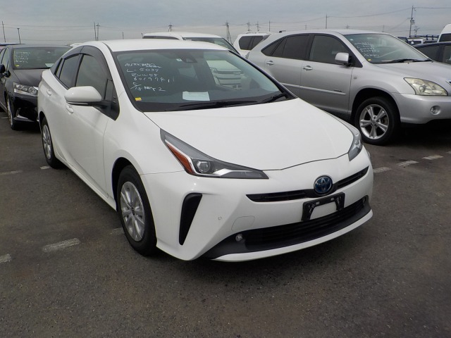 Toyota Prius 2021