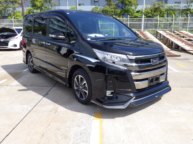 Toyota Noah 2020