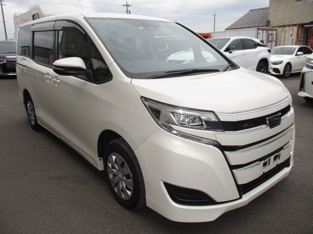 Toyota Noah 2019