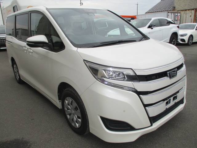 Toyota Noah 2020