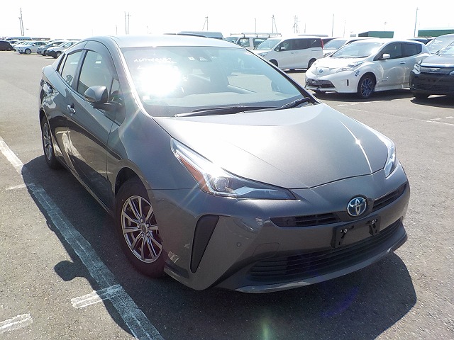 Toyota Prius 2021