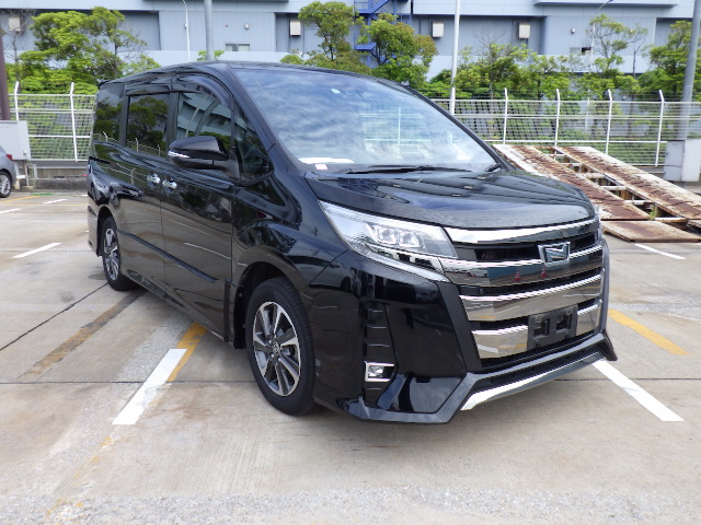 Toyota Noah 2019