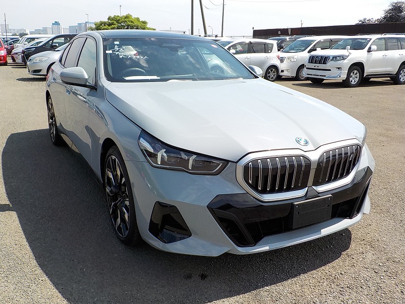 BMW i5 2023