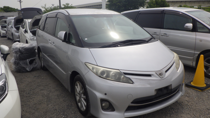 Toyota Estima 2009