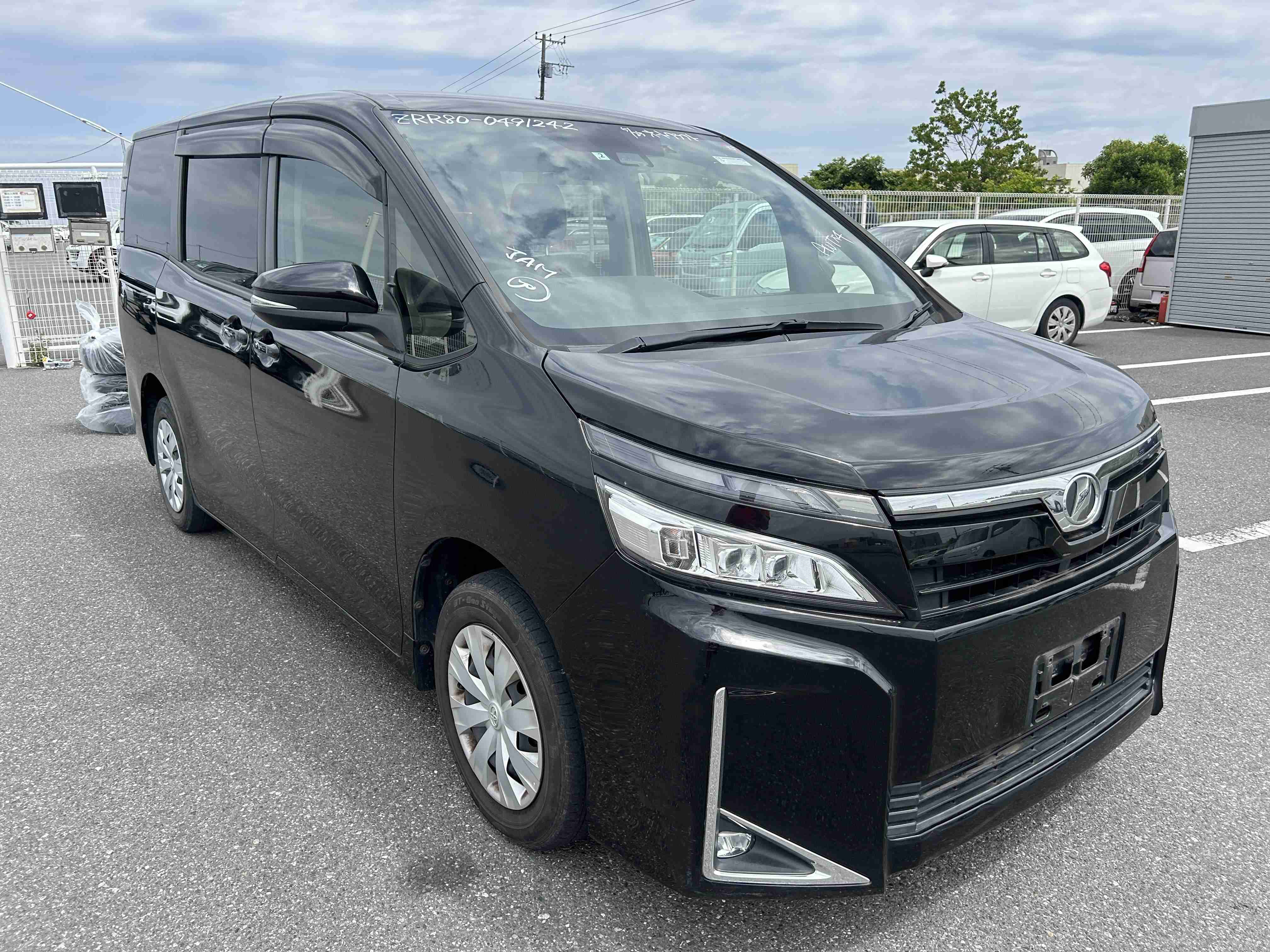 Toyota Voxy 2019