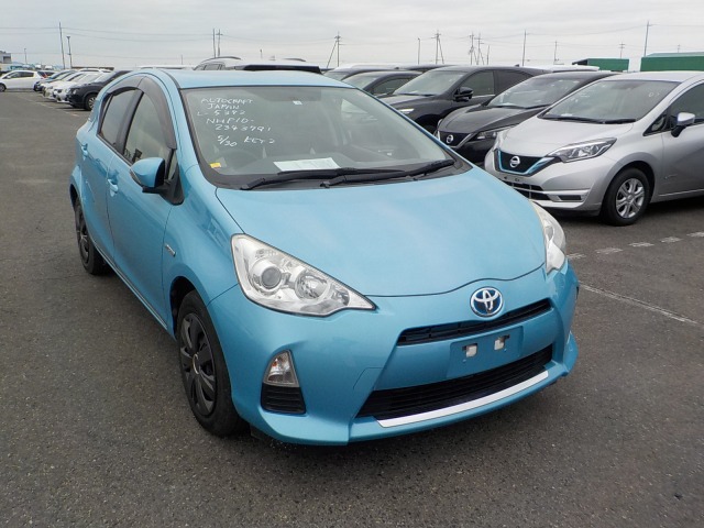 Toyota Aqua 2014