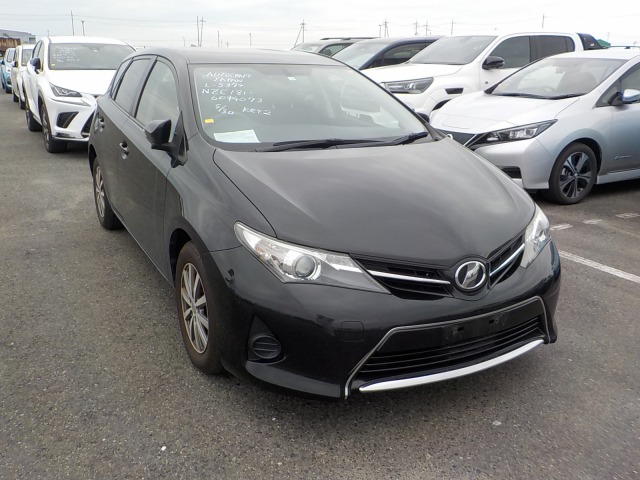 Toyota Auris 2014