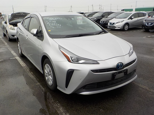 Toyota Prius 2021