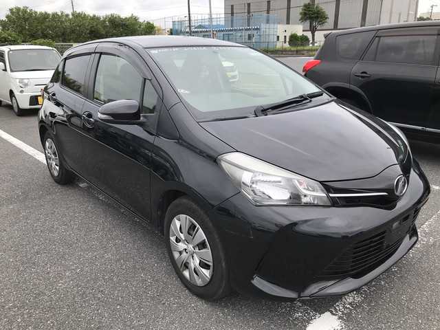 Toyota Vitz 2014