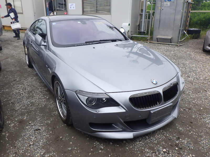 BMW M6 2005