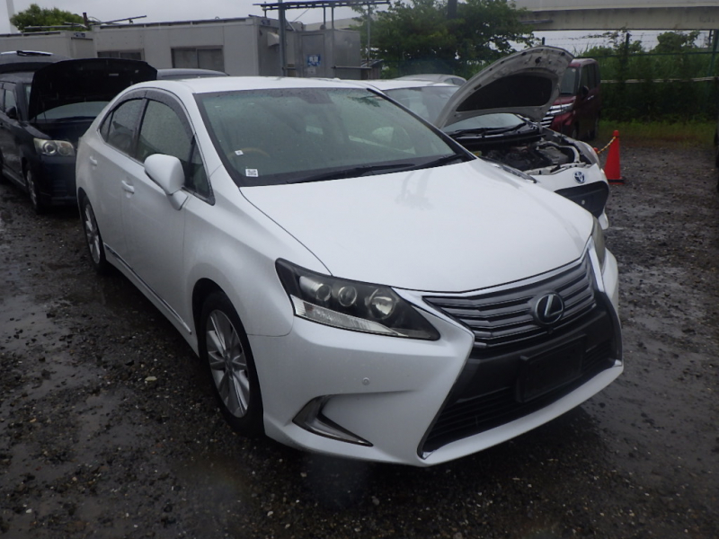 Lexus HS 2013