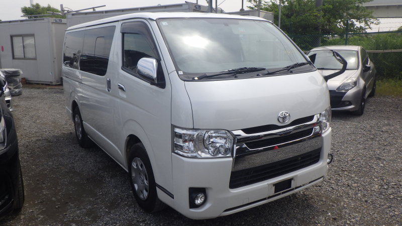 Toyota Hiace Van 2016