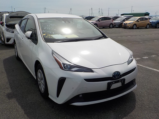 Toyota Prius 2021