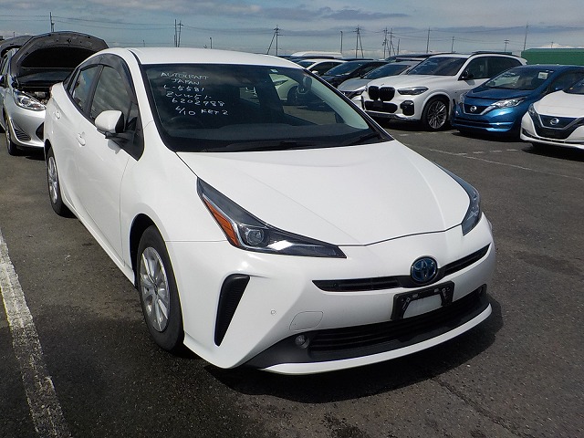 Toyota Prius 2021