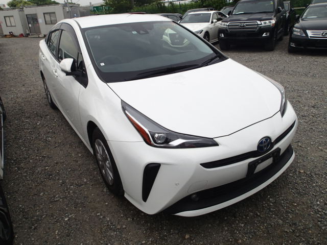 Toyota Prius 2021