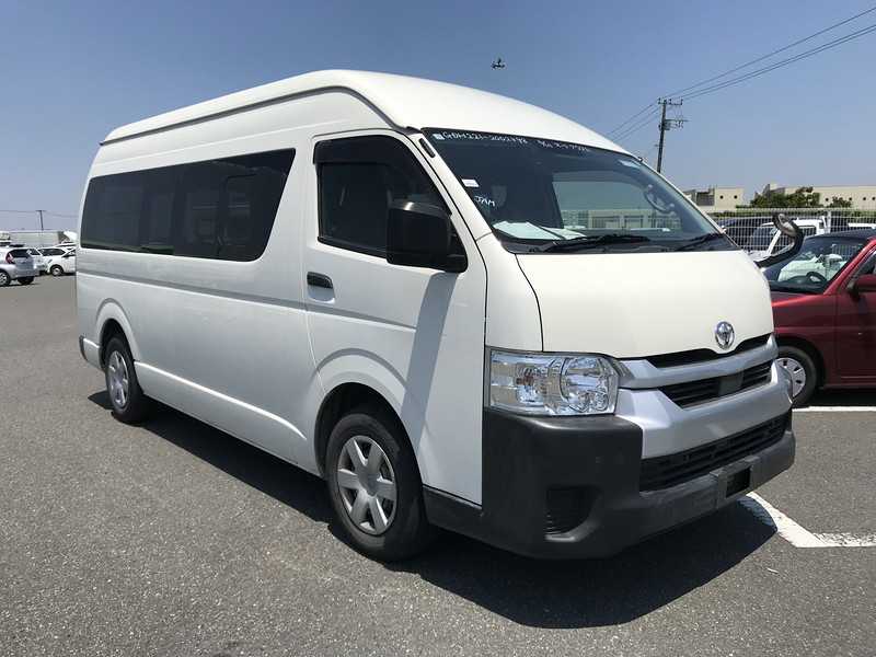 Toyota Hiace Van 2021