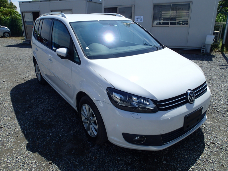 Volkswagen Golf Touran 2013