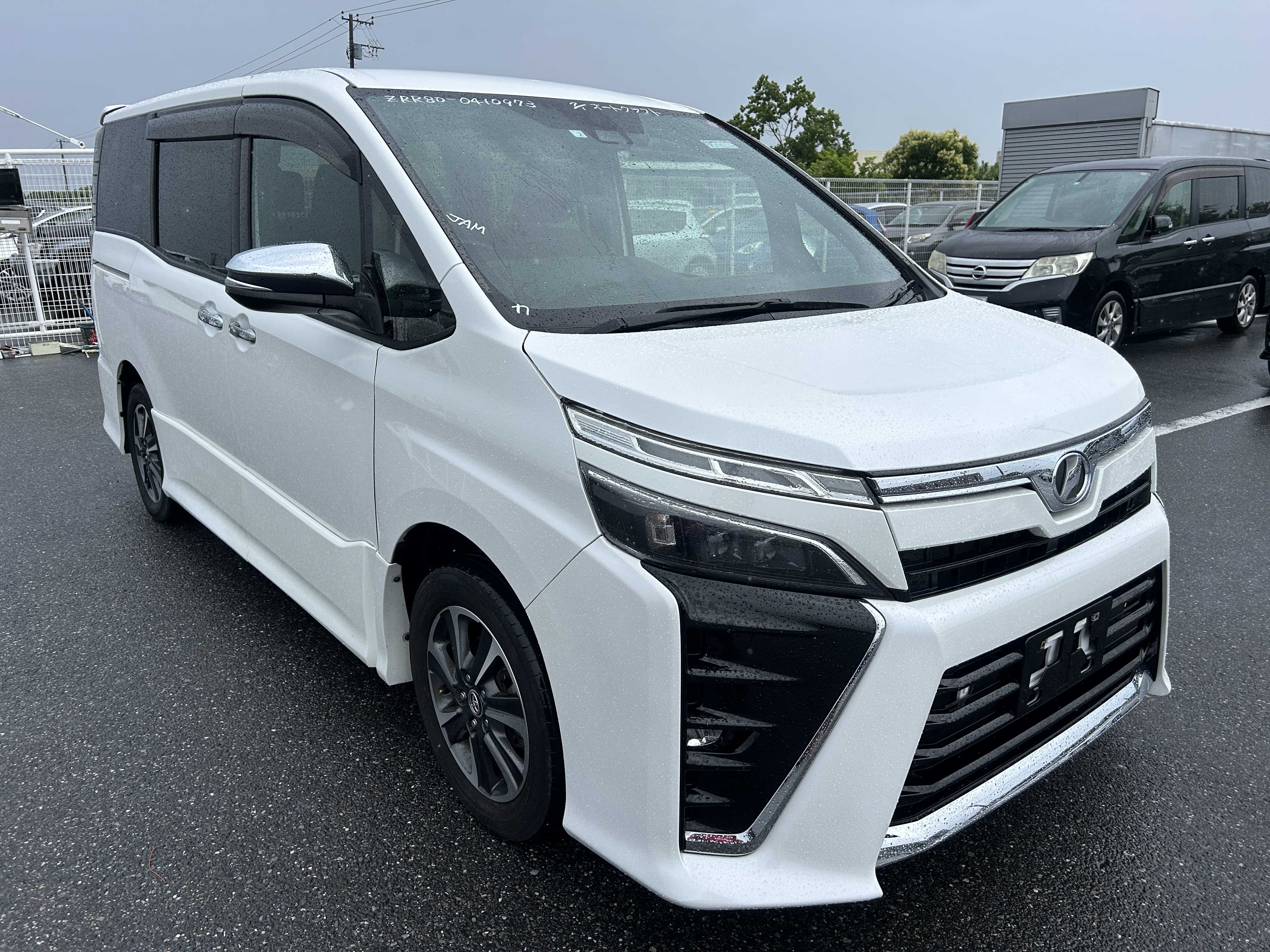 Toyota Voxy 2018