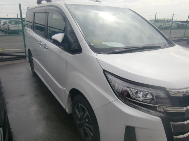 Toyota Noah 2020