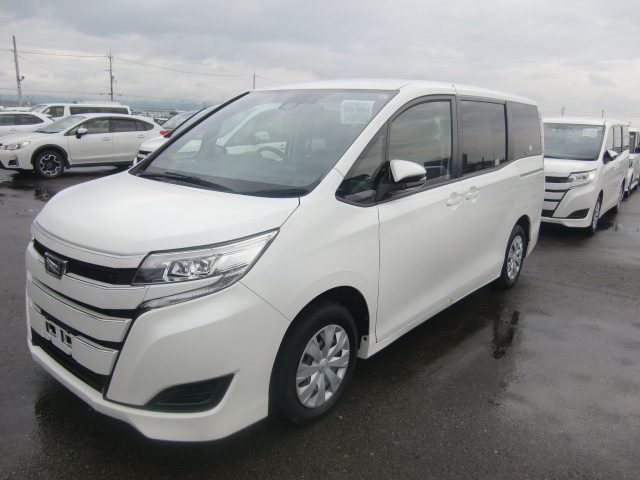 Toyota Noah 2020