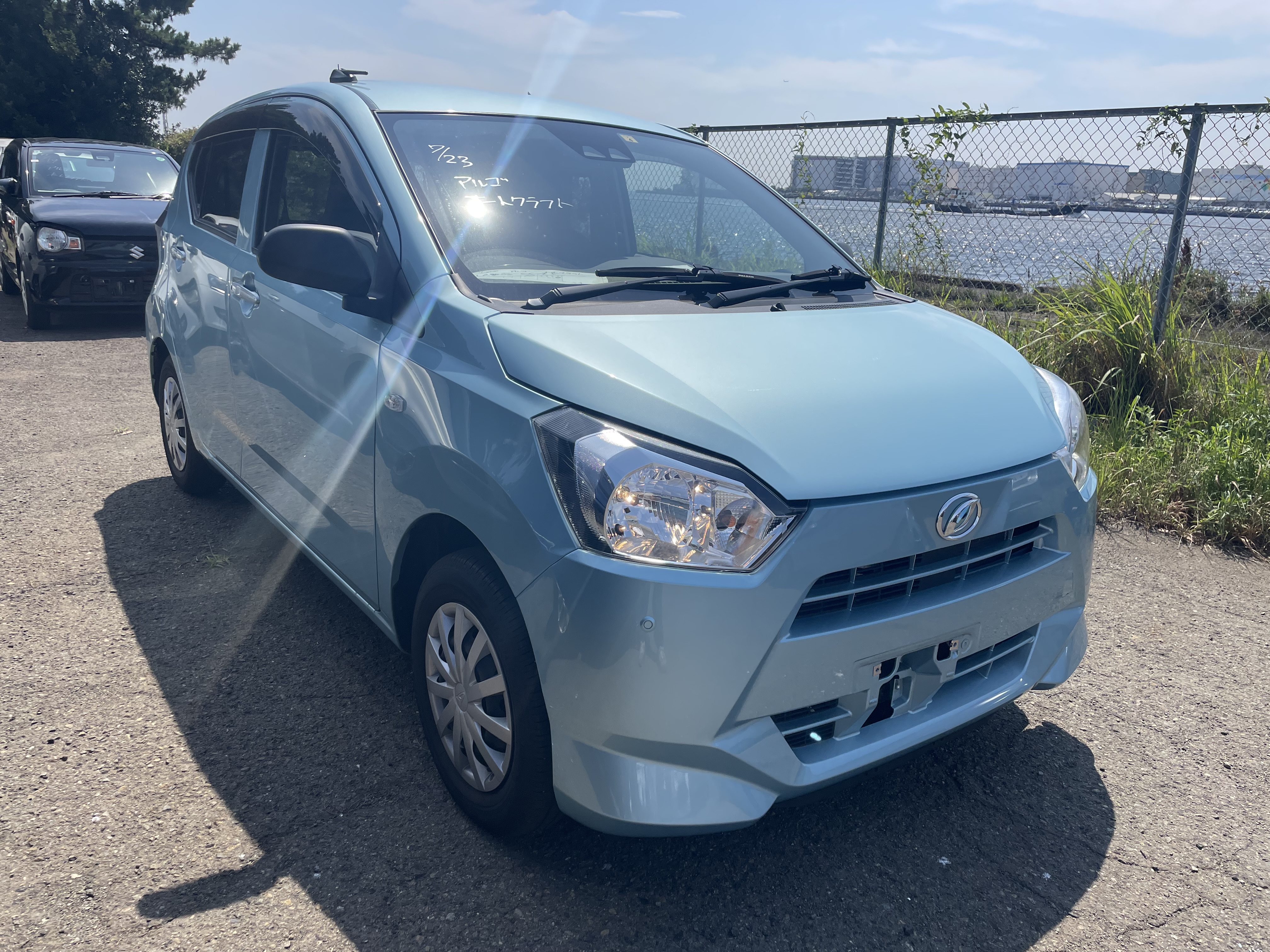 Daihatsu MIRA e:s 2022