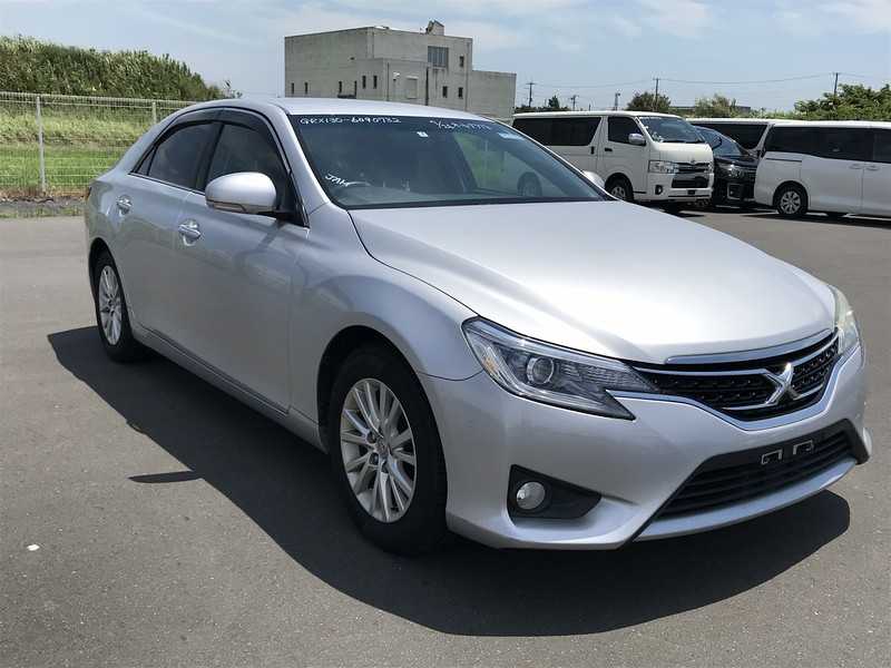 Toyota Mark X 2015