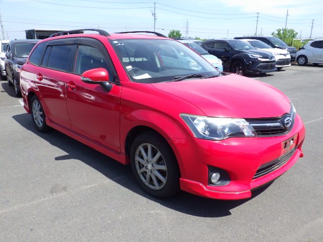 Toyota Corolla Fielder 2012