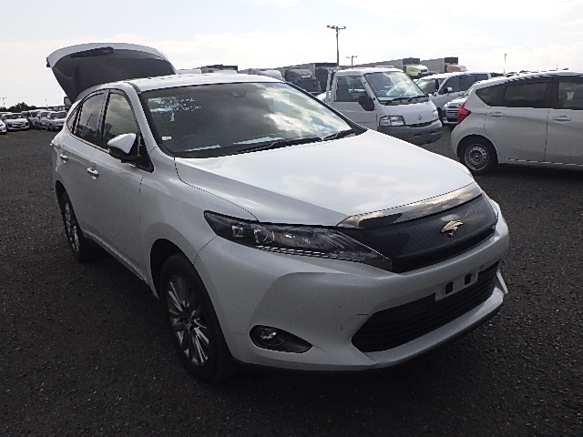 Toyota Harrier 2016