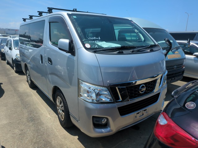 Nissan NV350 CARAVAN 2015