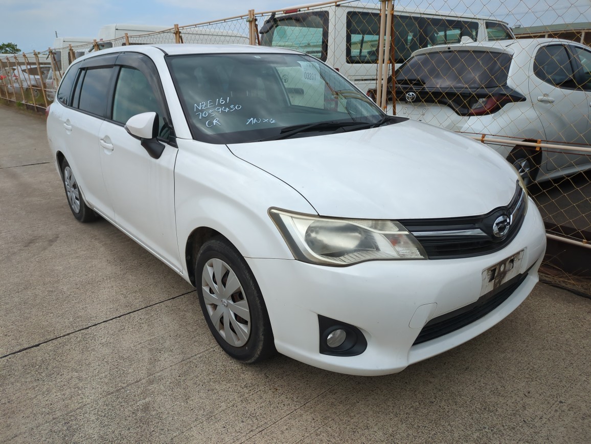 Toyota Corolla Fielder 2013