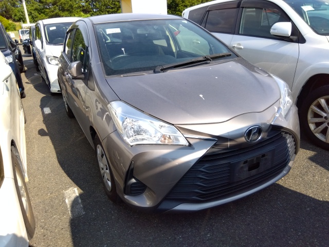 Toyota Vitz 2017