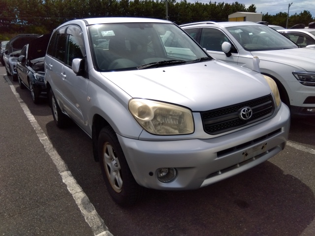 Toyota RAV4 L 2004