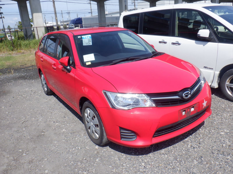 Toyota Corolla Fielder 2012