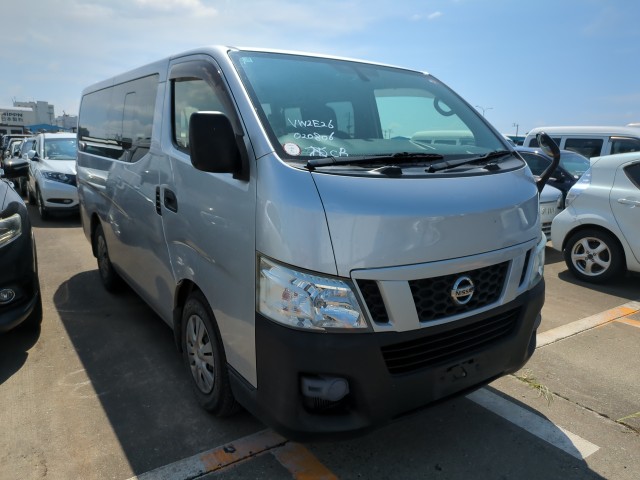 Nissan NV350 CARAVAN 2015