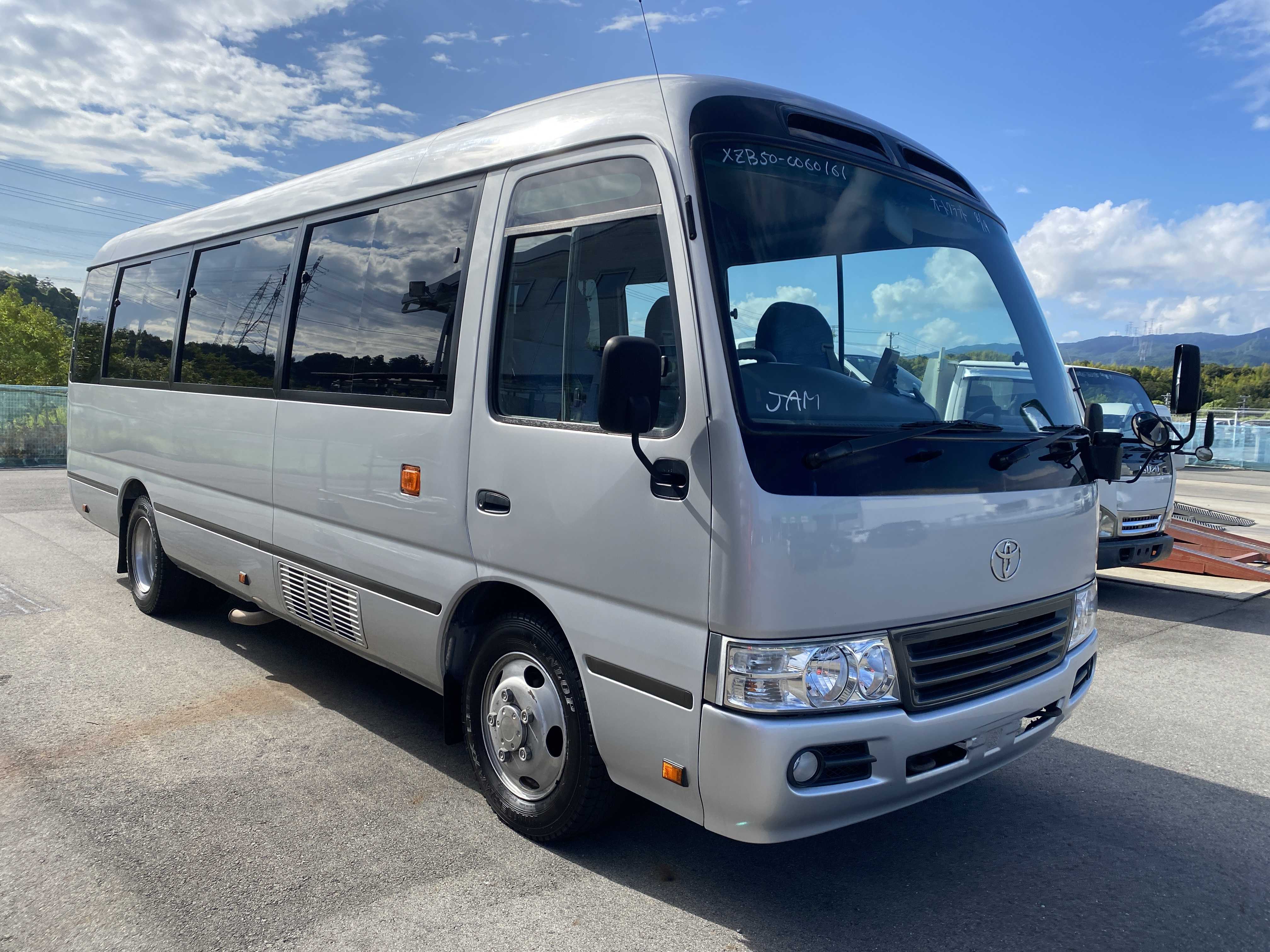 Toyota Coaster 2015