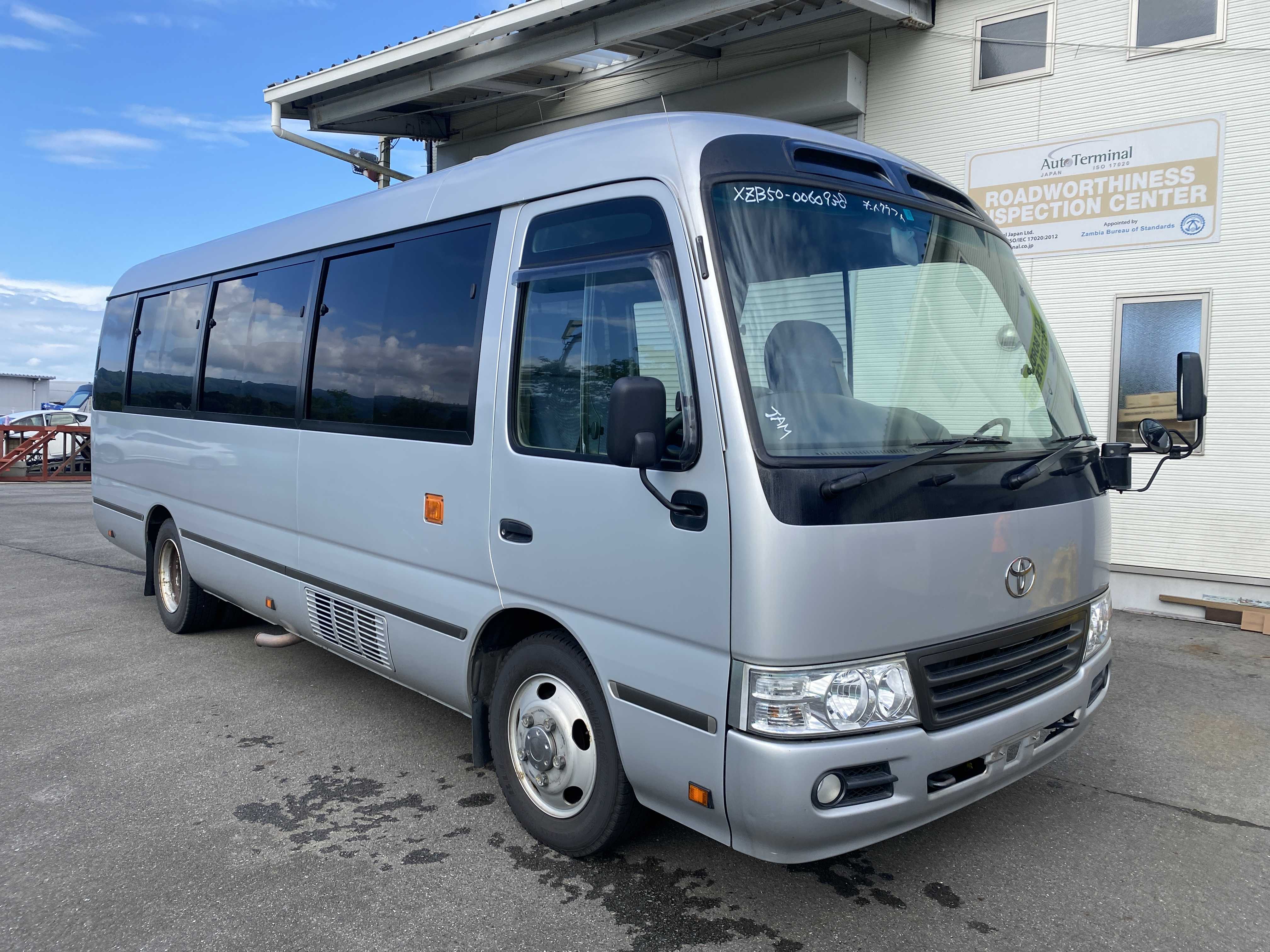 Toyota Coaster 2016