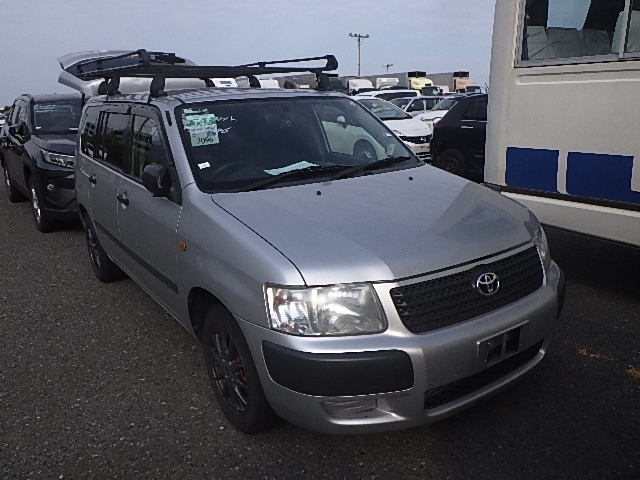 Toyota Succeed Van 2012