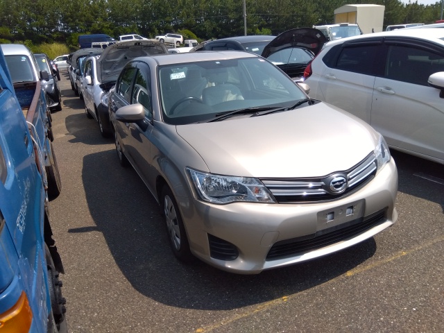 Toyota Corolla Axio 2012