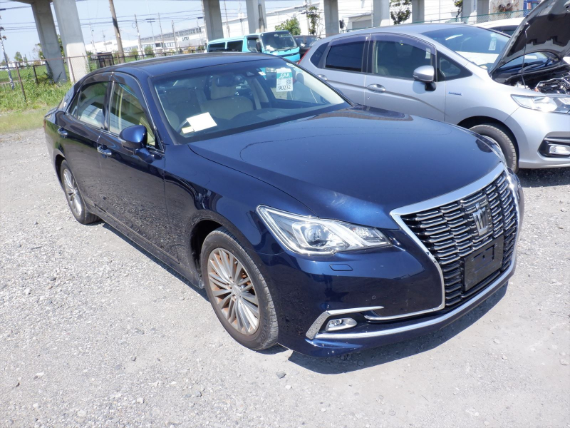 Toyota Crown 2017