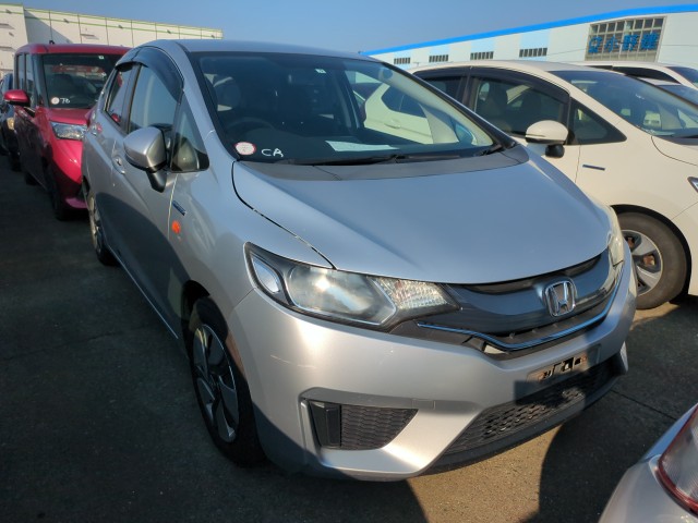 Honda Fit Hybrid 2015