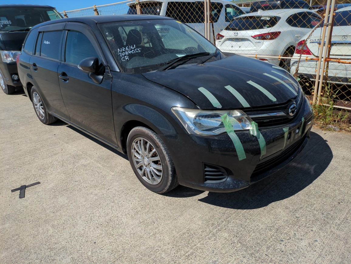 Toyota Corolla Fielder 2014