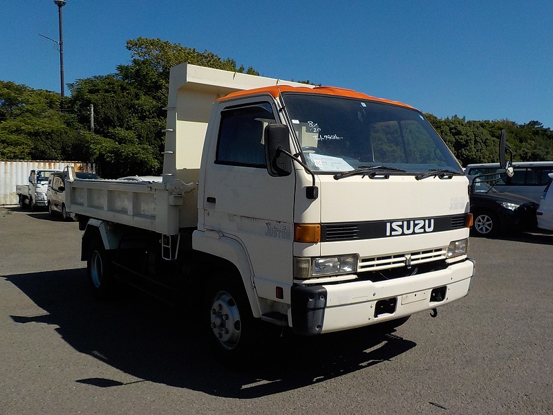 Isuzu Forward 1990