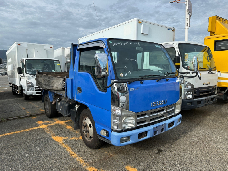 Isuzu Elf 2010