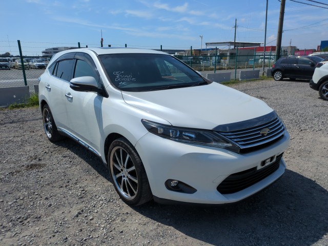 Toyota Harrier 2014