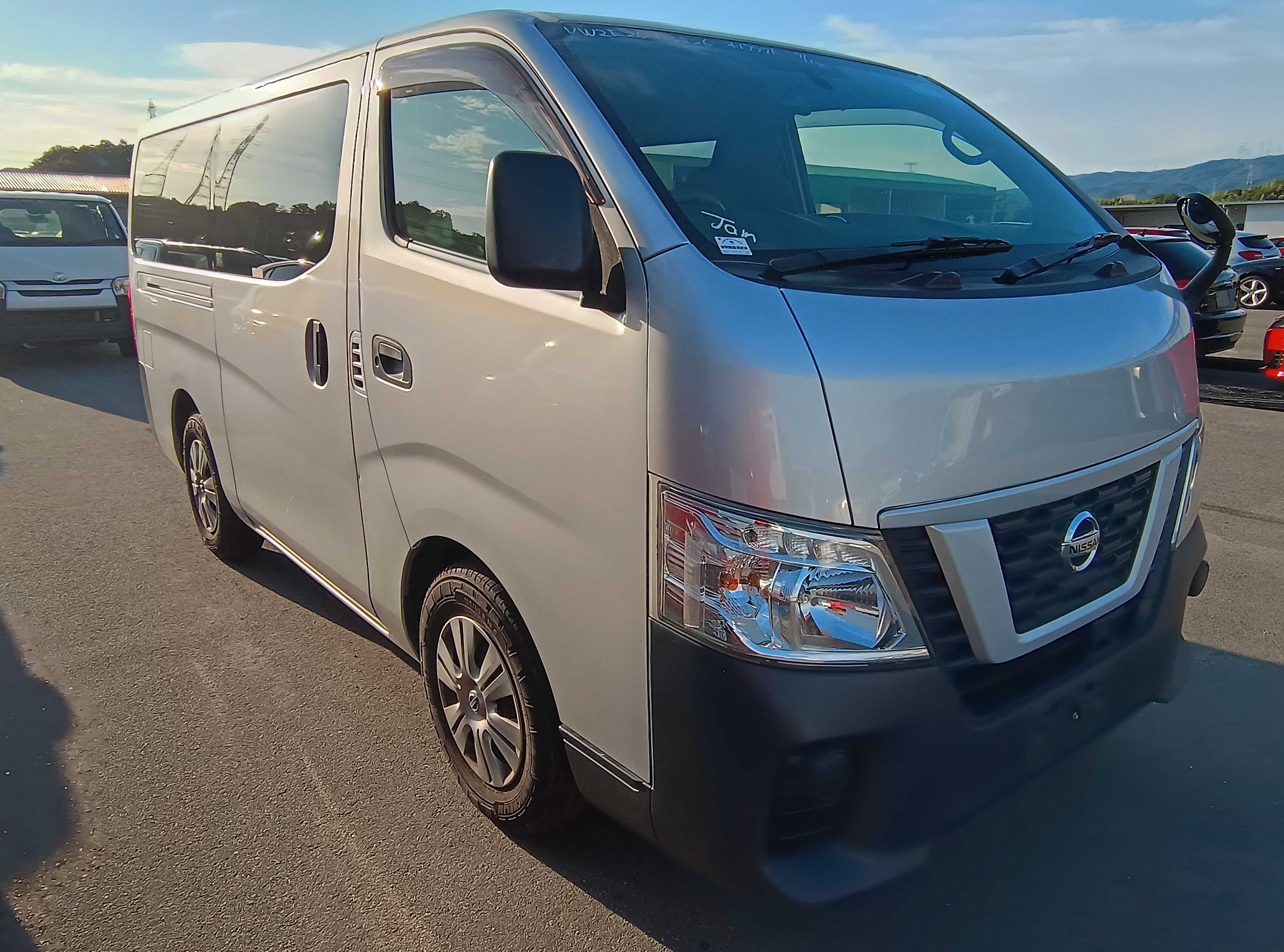 Nissan NV350 CARAVAN 2019