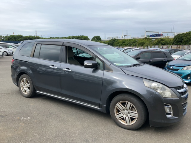 Mazda MPV 2015