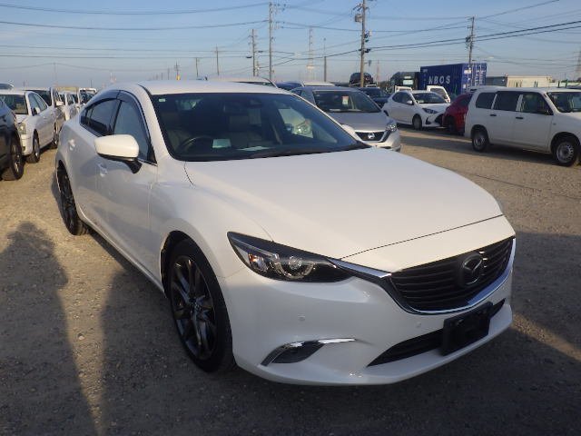 Mazda Atenza sedan 2017