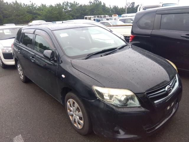 Toyota Corolla Fielder 2010